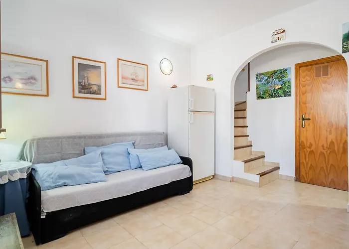 Jardin 98 Sunrise Apartment